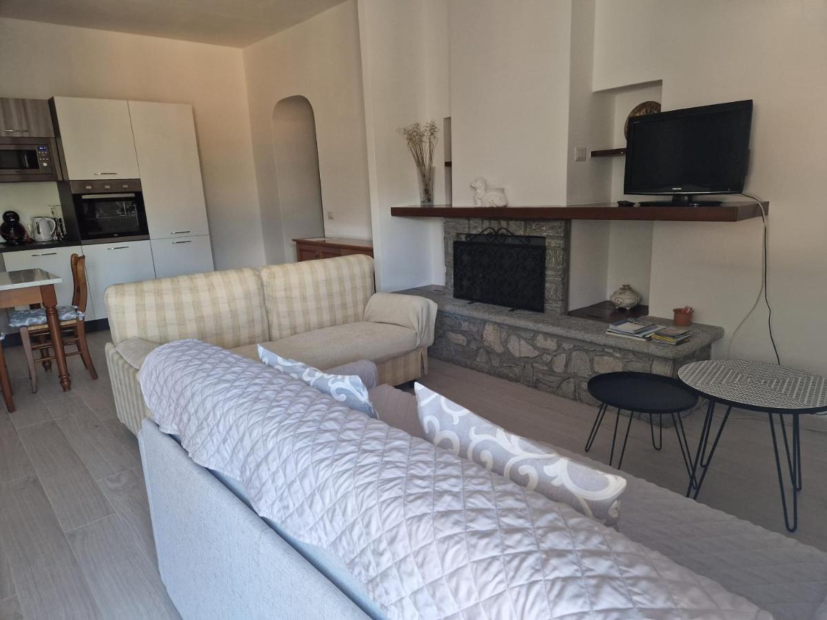 Borgocastello Apartment Rezzonico Exterior photo